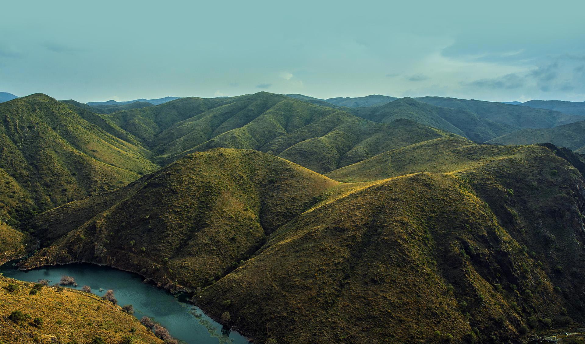 long view of the mountains